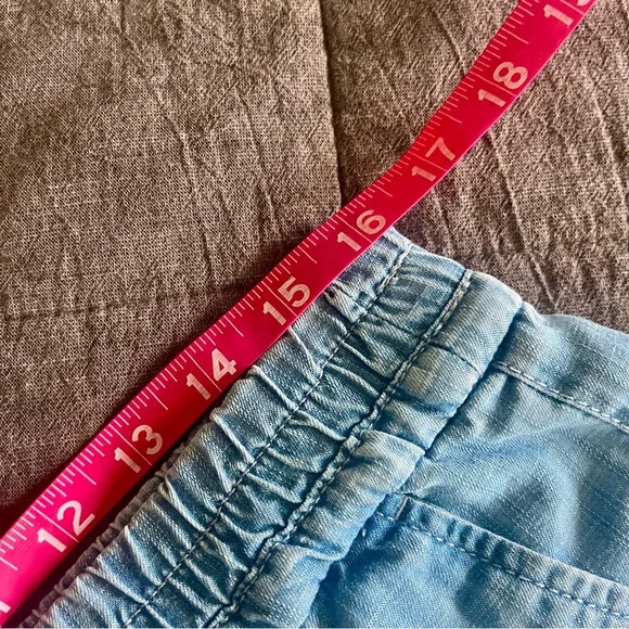 LOFT Tencel Blue Denim Running Short | Lounge Shorts | Medium - Picture 8 of 9